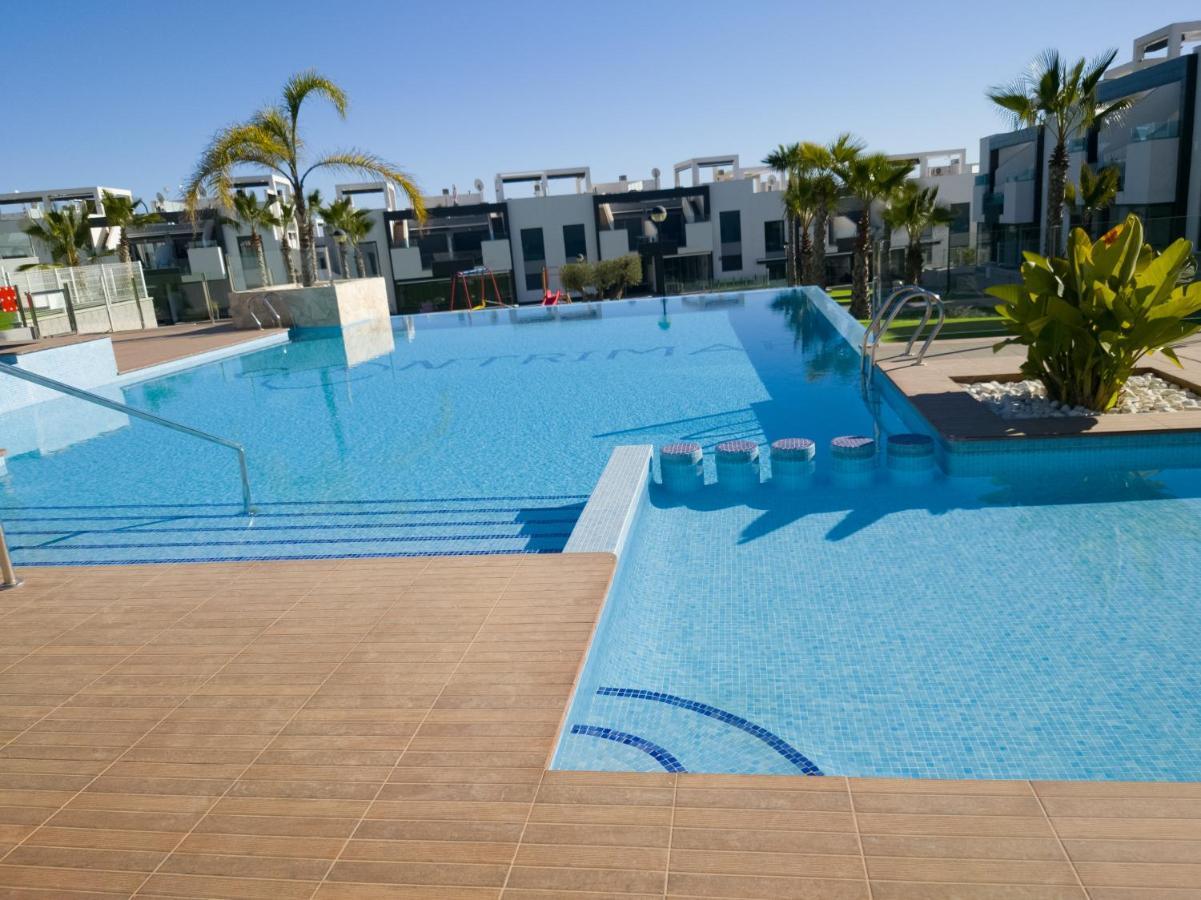 Oasis 8 Floor In Punta Prima Ferienhaus Torrevieja